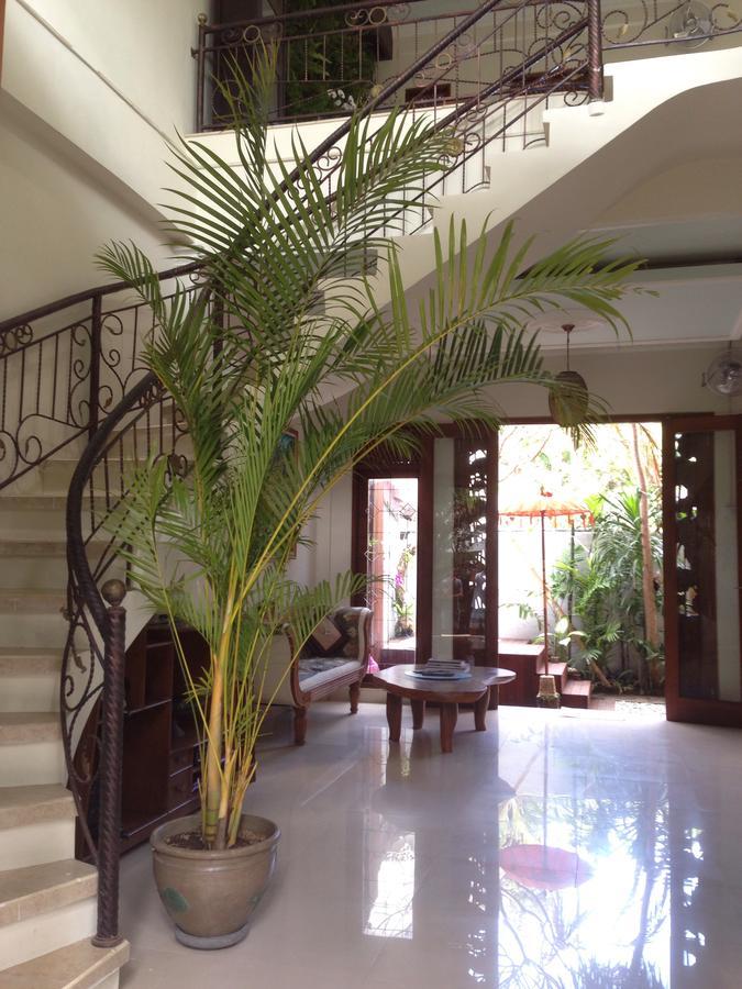 Seminyak Hideaway Hotel Buitenkant foto